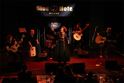 Sarah Jane performing at the Blue Note, Milan